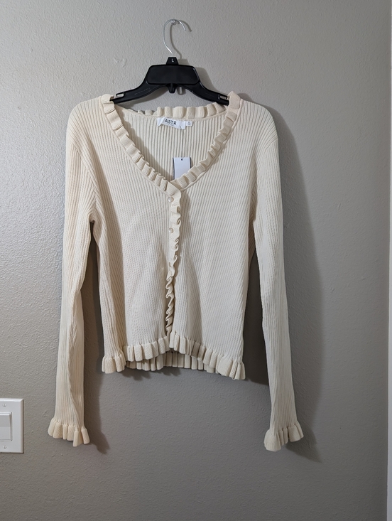 Astr The Label Cream Ruffled Ribbed Button-Front Cardigan - Picture 6 of 9